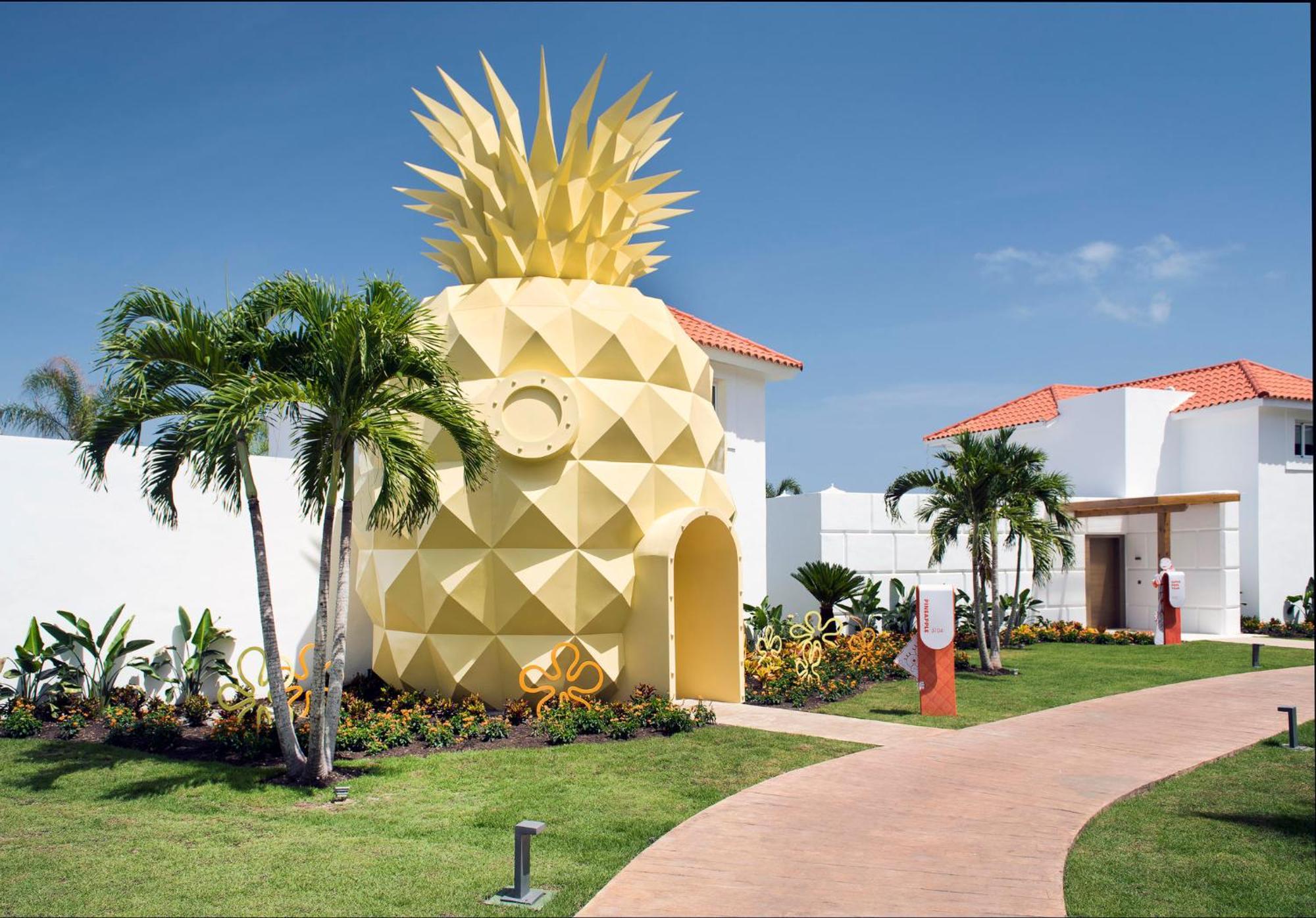 THE PINEAPPLE